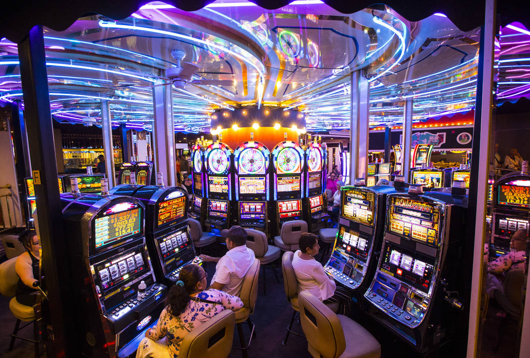 Playing Online: A Guide to the World of Online Casinos